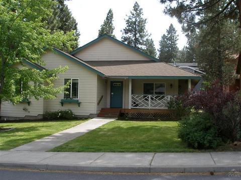 1687 NW Elgin Ave, Bend, OR 97701 photo 1