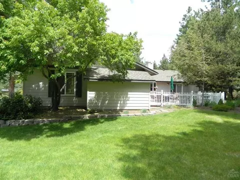 20407 Bullblock, Bend, OR 97702 photo 10