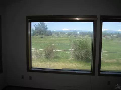 22700 SE Rickard Rd, Bend, OR 97702 photo 15