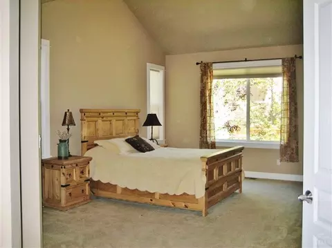 19415 Blue Lake Loop, Bend, OR 97702 photo 13