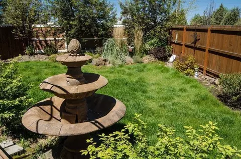2307 NE Buckwheat Ct, Bend, OR 97701 photo 13