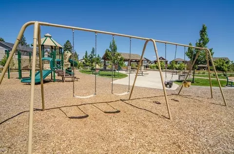 2307 NE Buckwheat Ct, Bend, OR 97701 photo 22
