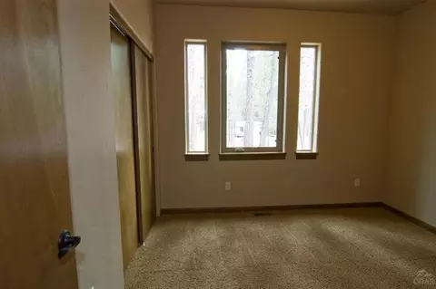 16847 Jacinto Rd, Bend, OR 97707 photo 11