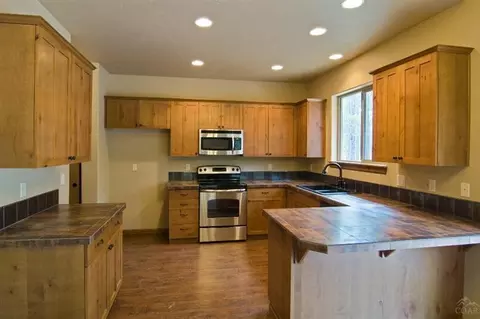 16847 Jacinto Rd, Bend, OR 97707 photo 4