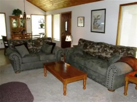 53902 Pine Grove Rd, La Pine, OR 97739 photo 4