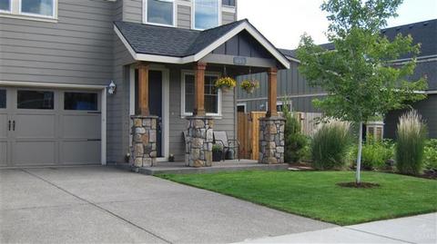 855 NE Locksley Dr, Bend, OR 97701 photo 2