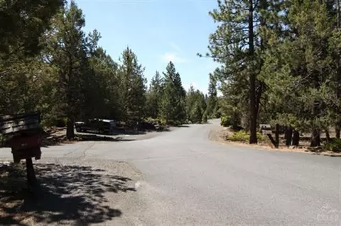 63268 Cherokee Ln, Bend, OR 97701 photo 6