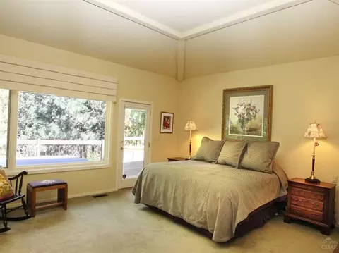 20490 Outback Ct, Bend, OR 97702 photo 16