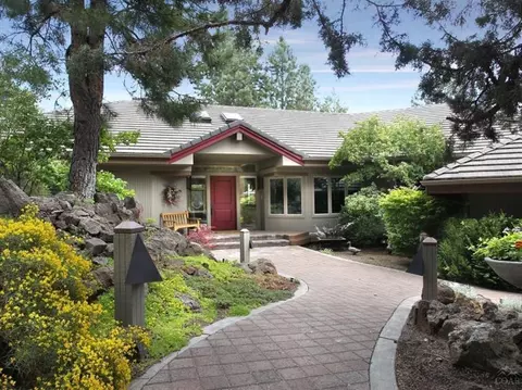 20490 Outback Ct, Bend, OR 97702 photo 1