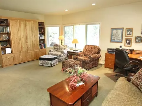 20490 Outback Ct, Bend, OR 97702 photo 9