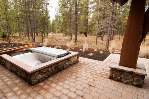 56166 Sable Rock Loop, Bend, OR 97707 photo 23