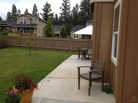 19568 Sager Loop, Bend, OR 97702 photo 7