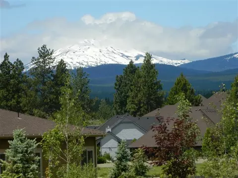60967 Woods Valley Pl, Bend, OR 97702 photo 1
