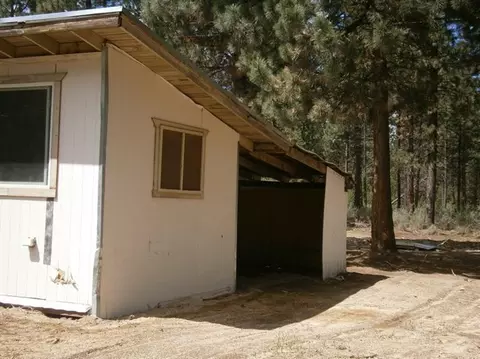51604 Pine Loop, La Pine, OR 97739 photo 12