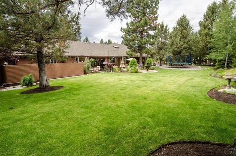 2145 NW Twilight Dr, Bend, OR 97701 photo 4