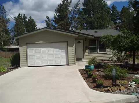 934 NEmerson Ave, Bend, OR 97701 photo 1