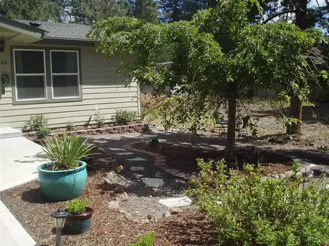 934 NEmerson Ave, Bend, OR 97701 photo 2