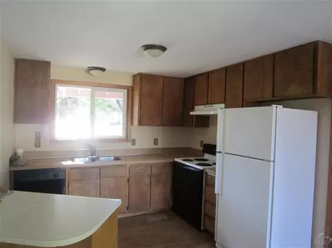 702 SE Sun Ln, Bend, OR 97702 photo 5