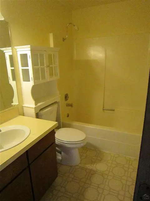 702 SE Sun Ln, Bend, OR 97702 photo 6