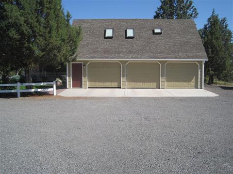 61030 Groff Rd, Bend, OR 97702 photo 4