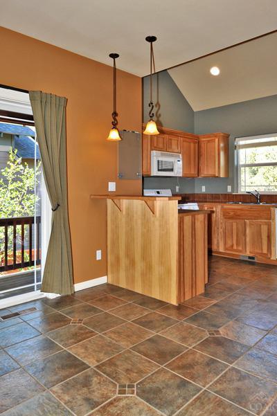 62688 NE Larkview, Bend, OR 97701 photo 3