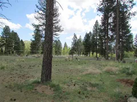 1130 E Timber Pine Dr, Sisters, OR 97759 photo 3