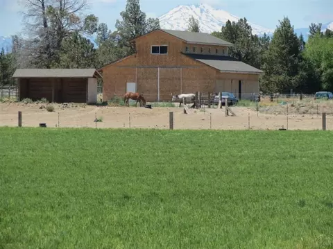 26245 Walker Rd, Bend, OR 97701 photo 3