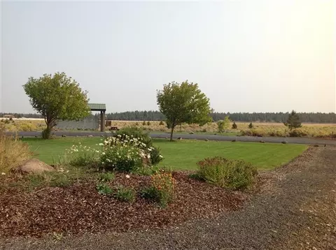 16973 Varco, Bend, OR 97701 photo 20