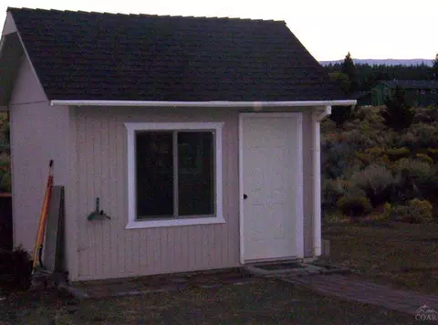 16973 Varco, Bend, OR 97701 photo 19