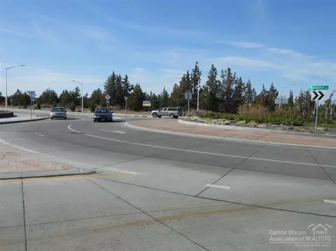 63165 18th St, Bend, OR 97701 photo 3