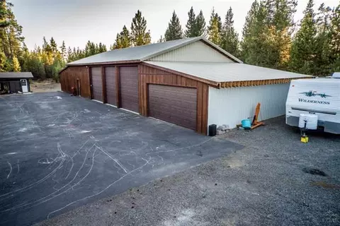 54995 Tamarack, Bend, OR 97707 photo 18