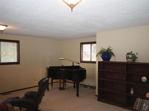356 NE Mccartney, Bend, OR 97701 photo 7