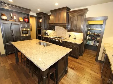 56394 Fireglass Loop, Bend, OR 97707 photo 3