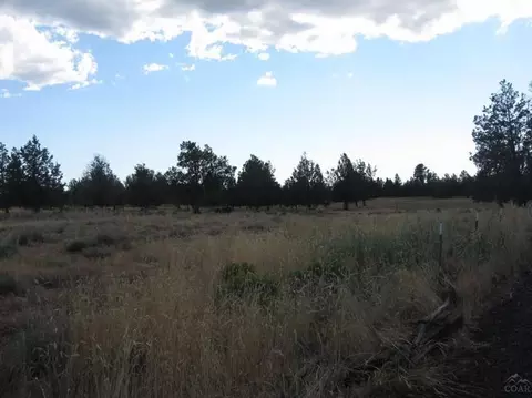 22099 Nelson Rd, Bend, OR 97701 photo 4