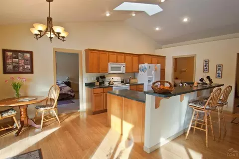 56359 Stellar Dr, Bend, OR 97707 photo 4