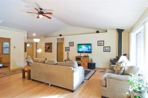 56359 Stellar Dr, Bend, OR 97707 photo 8
