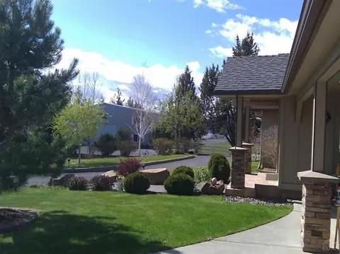 22079 Erickson Rd, Bend, OR 97701 photo 4