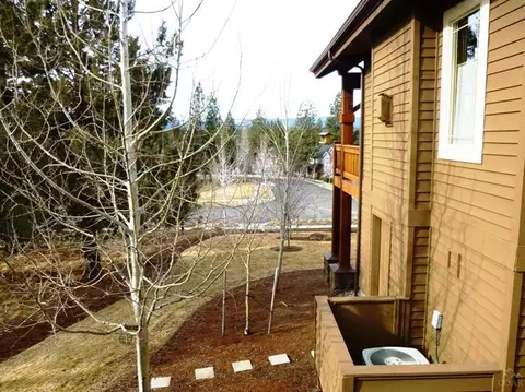 338 NW Phils Loop, Bend, OR 97701 photo 25