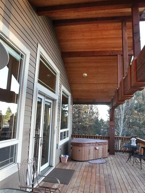 338 NW Phils Loop, Bend, OR 97701 photo 22