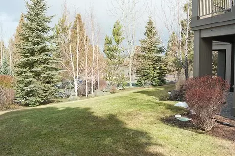 2039 NW Perspective, Bend, OR 97701 photo 24