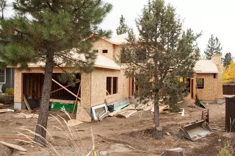 19133 Chiloquin Dr, Bend, OR 97701 photo 1