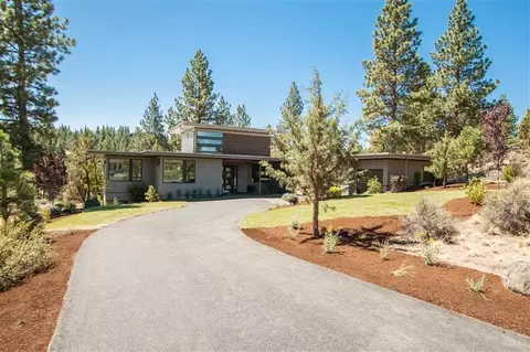 2487 NW Drouillard, Bend, OR 97701 photo 2