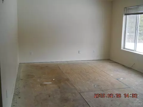 56389 Stellar Dr, Bend, OR 97707 photo 2