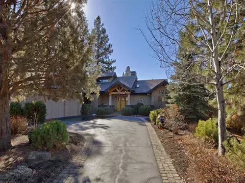 61764 Tam Mcarthur Loop, Bend, OR 97702 photo 1