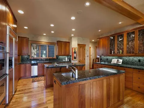 61764 Tam Mcarthur Loop, Bend, OR 97702 photo 5