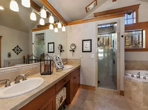 61764 Tam Mcarthur Loop, Bend, OR 97702 photo 11
