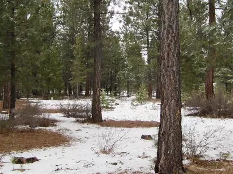 1325 Cheryl Dr, La Pine, OR 97739 photo 1