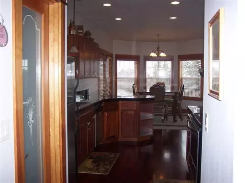683 Goshawk Dr, Redmond, OR 97756 photo 7