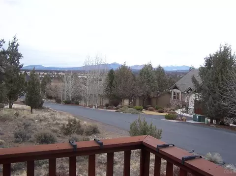 683 Goshawk Dr, Redmond, OR 97756 photo 9