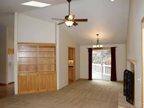 61215 Victory Loop, Bend, OR 97702 photo 3